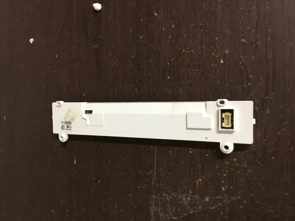 Whirlpool W10671940A Dishwasher Control Board Interface AZ11402 | NR546