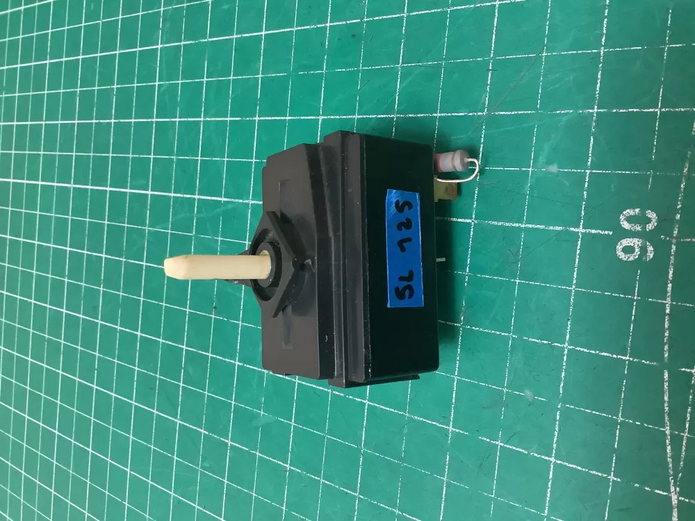 Amana  Kenmore  Maytag  Whirlpool 8578352 W10894790 W11230568 WP8578352 Dryer Temperature Switch