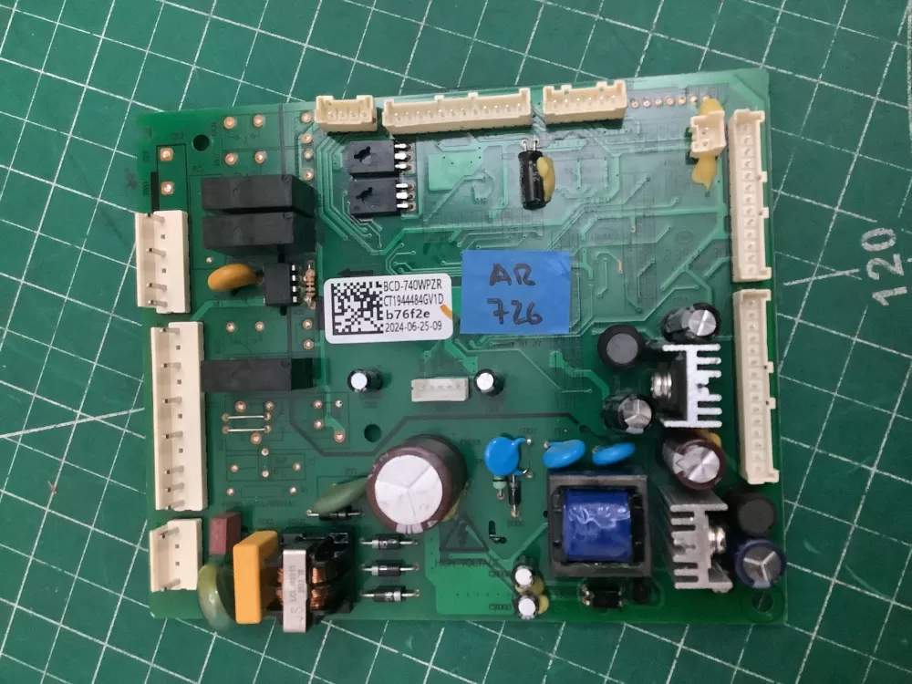 Hisense HG1944484 Refrigerator Control Board AZ218559 | AR726