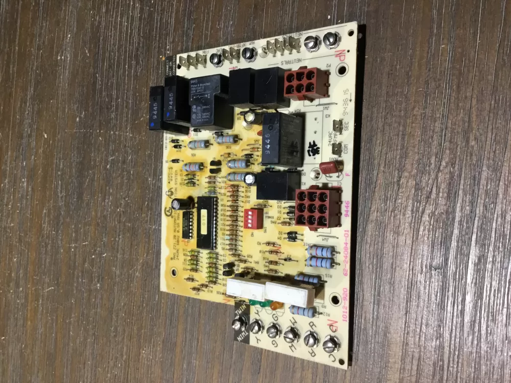 Rheem 1012-83-921B Furnace Control Board Honeywell Ruud