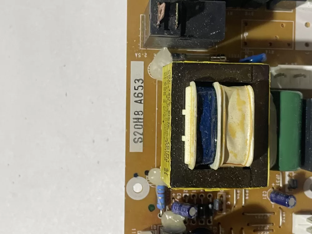Frigidaire 5304481386 Control Board OEM Part AZ123445 | KM499