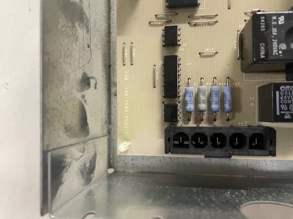 Whirlpool / Maytag 2203076 Refrigerator Control Board AZ117103 | KM2169