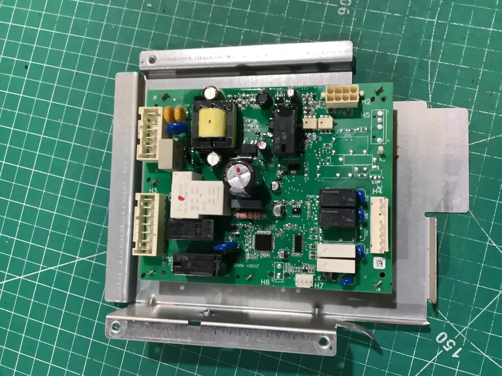 Speed Queen 204783 Washer Main Control Board Output Control AZ229105 | SLA11
