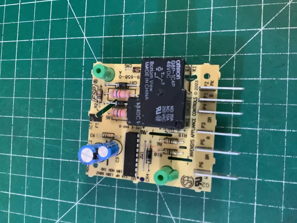 Whirlpool  Kenmore  Maytag  KitchenAid  Inglis  Roper  Estate  Amana  Magic Chef 2303825B  4388931  AP3109393  2154674  2162270  2162373  2169266  2169268  2188160  2303825  2303825A  901240  AH372260  EA372260  PS372260  100-01116-09 Refrigerator Control Board