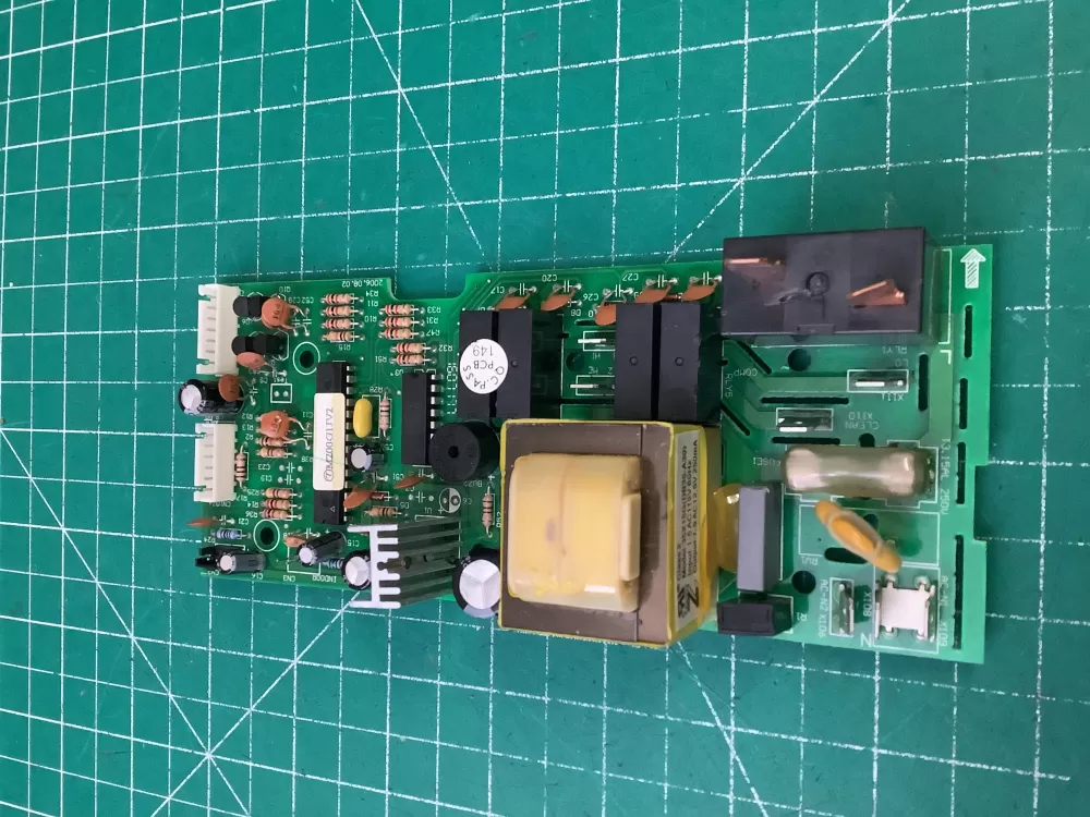 30032036 Frigidaire Air Conditioner Board - Control