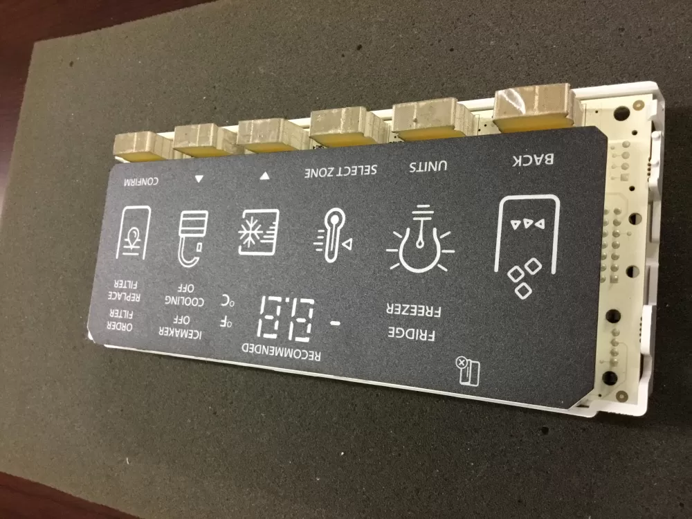 Whirlpool Amana W11106026 Refrigerator Control Board Interface  AZ79655 | NR2091