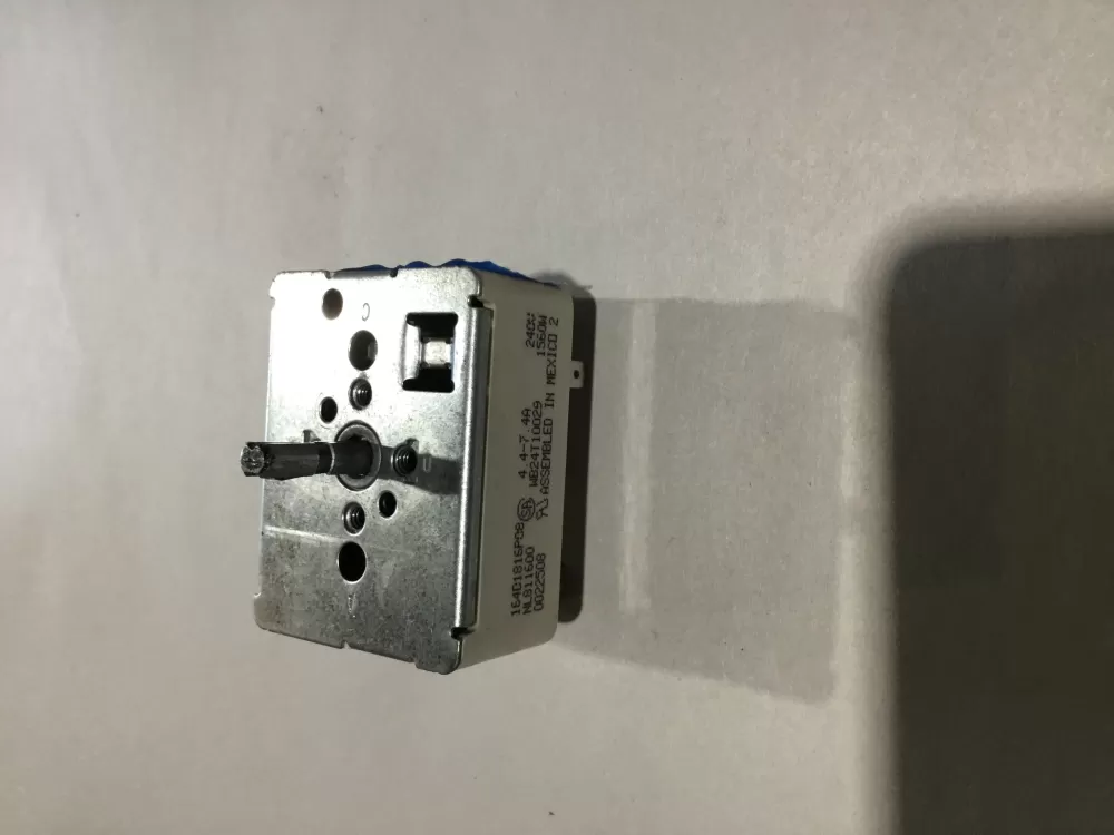 Kenmore WB24T10029 Range Switch AZ102165 | Sl152