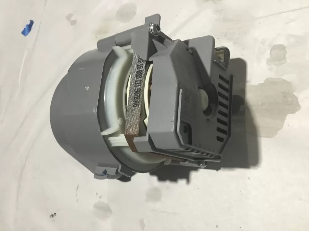 Bosch 9000897027 Dishwasher Circulation Pump Motor AZ99381 | Sl91