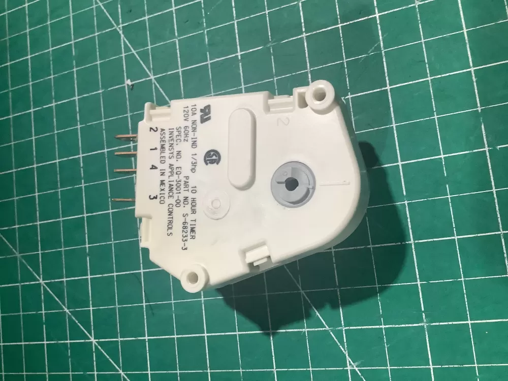 Admiral Jenn Air S-68233-3 Refrigerator Defrost Timer AZ137515 | AR2053