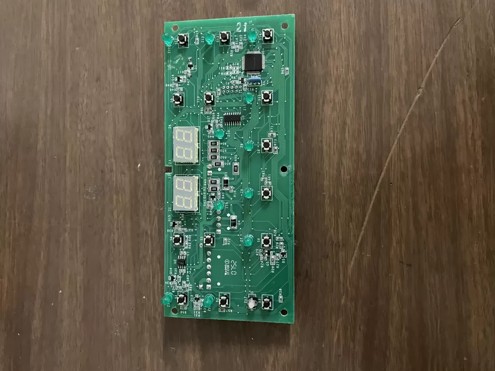 GE 200D7355G049 WR55X10779 Refrigerator Dispenser Control Board AZ69831 | KM1638