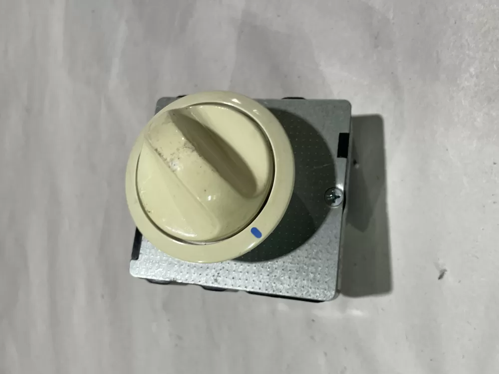 Frigidaire  Kenmore  Electrolux AP3212303 936649 131960800 PS724617 Dryer Timer