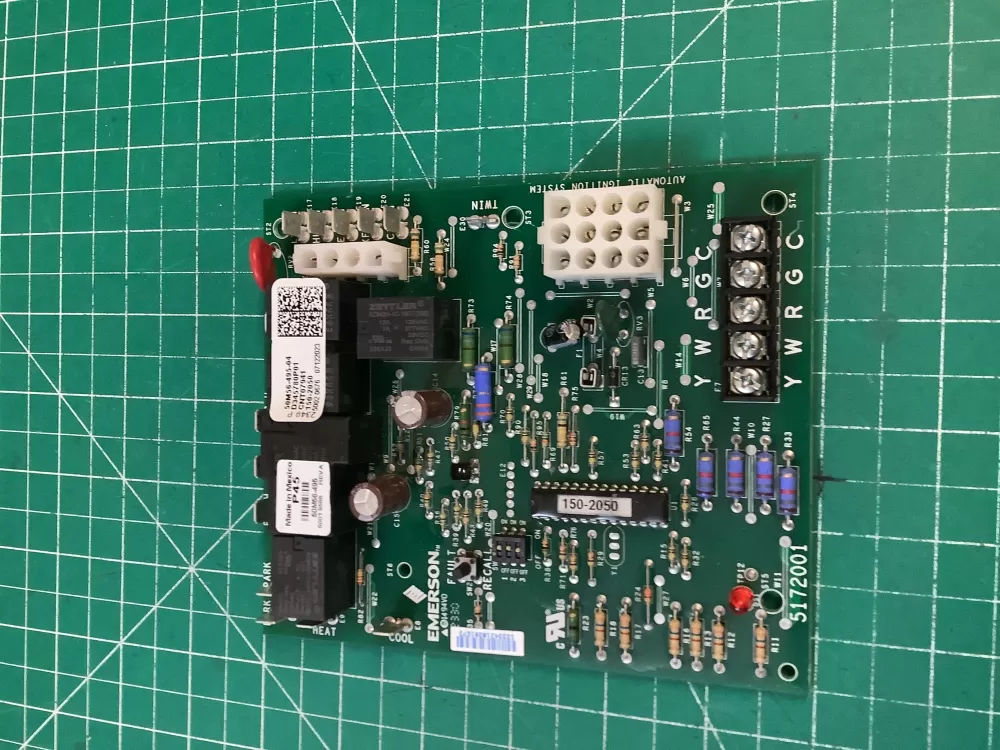 Trane Emerson D345780P01 50M56-495-04 Furnace Control Board AZ217359 | NR1791