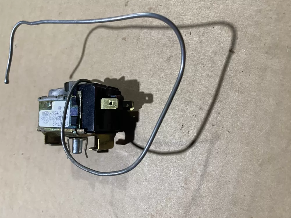 Frigidaire 3ART5A71 Refrigerator Temp Control Thermostat AZ118821 | BK2193