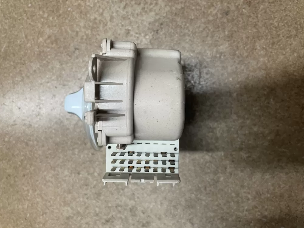 Whirlpool 3951166B Washer Timer AZ18062 | KM1474