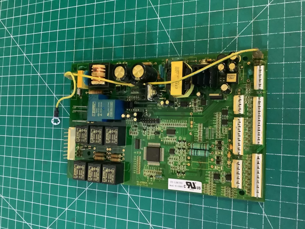 GE SA33962 Refrigerator Main Control Board AZ198621 | NR2765
