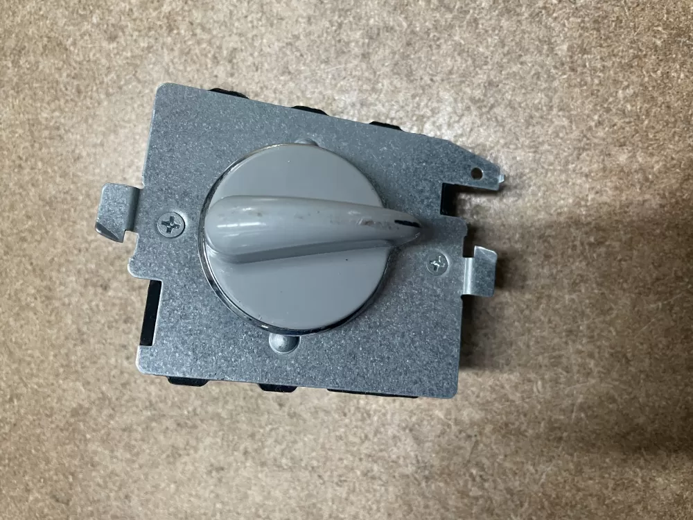 GE 212D1233P013 WE4M365 Dryer Timer AZ15409 | KM1634