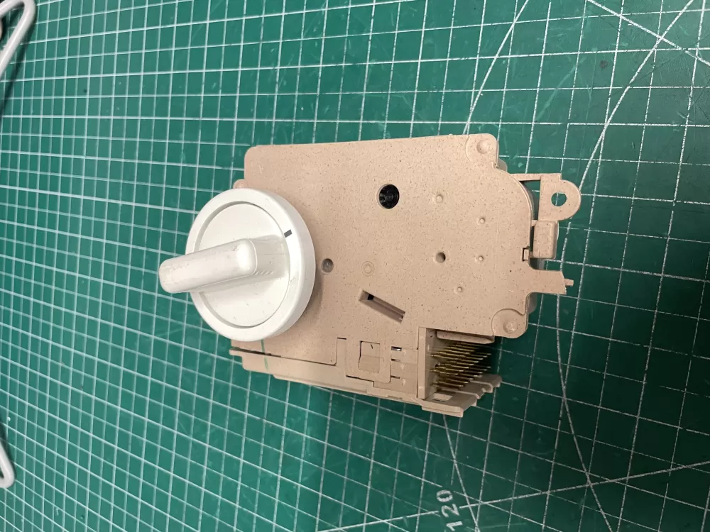 Frigidaire  GE  Kenmore 131758600B Washer Timer