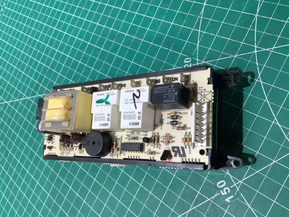 Frigidaire 316080103 70 Range Oven Control Board AZ188584 | AV745