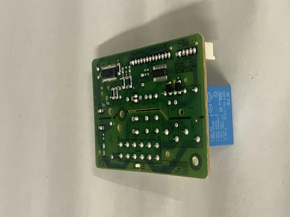 LG EBR60070711 Refrigerator Control Board AZ224729 | Wm2572