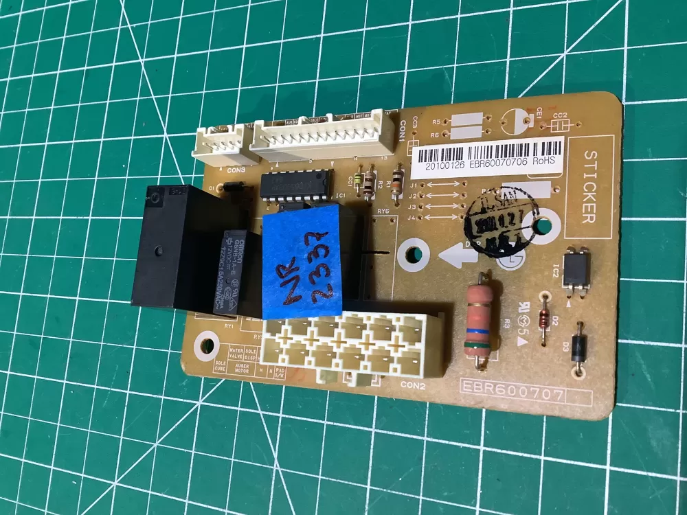 LG Kenmore EBR60070706 Refrigerator Control Board AZ130959 | NR2337