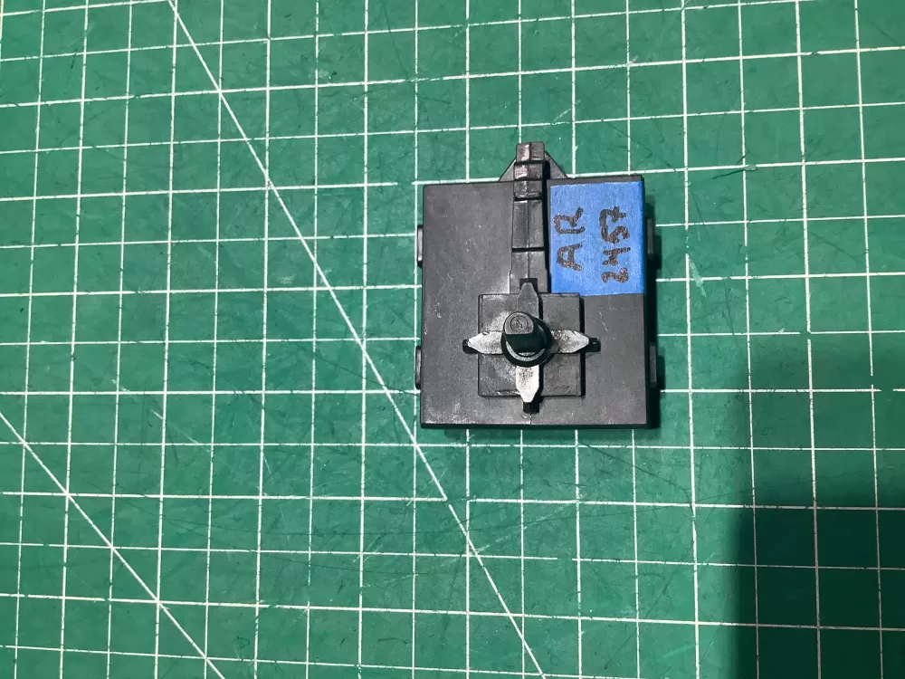 Whirlpool  W10913965 W11103598 Washer Temperature Switch AZ146496 | AR2457