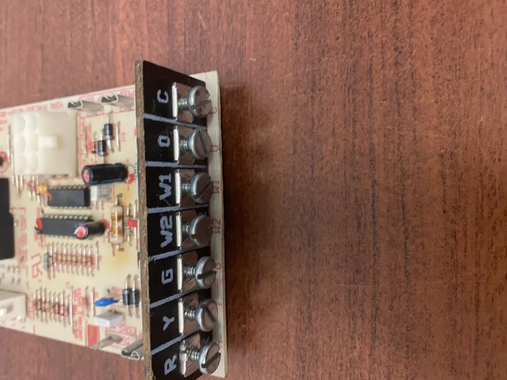 York Luxaire Coleman 031-01264-002 Furnace Control Board AZ44978 | BK1766