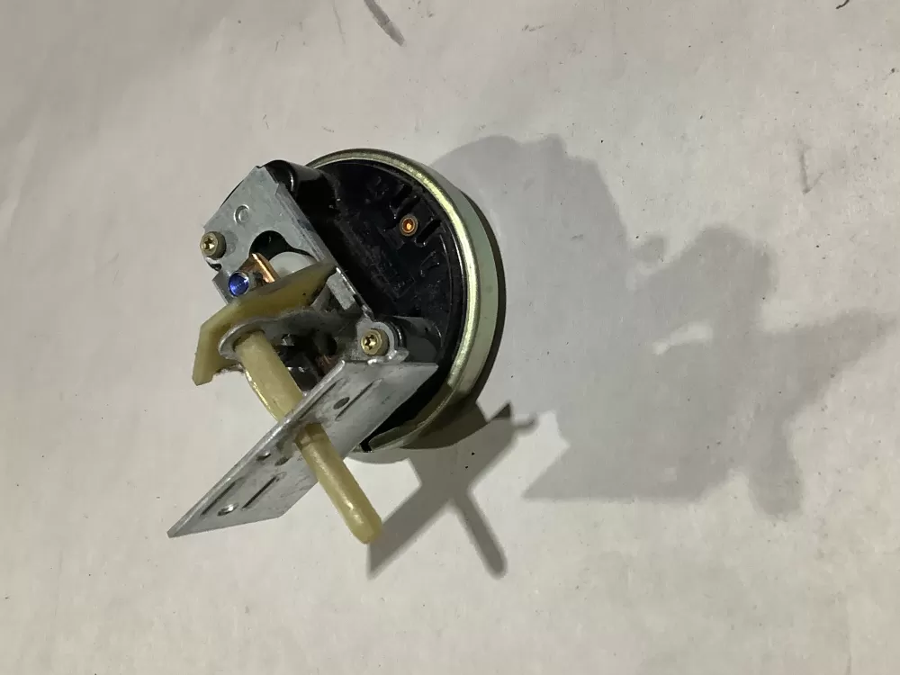 Kenmore  Roper  Whirlpool 3362987 WP3362987 Washer Water Level Pressure Switch