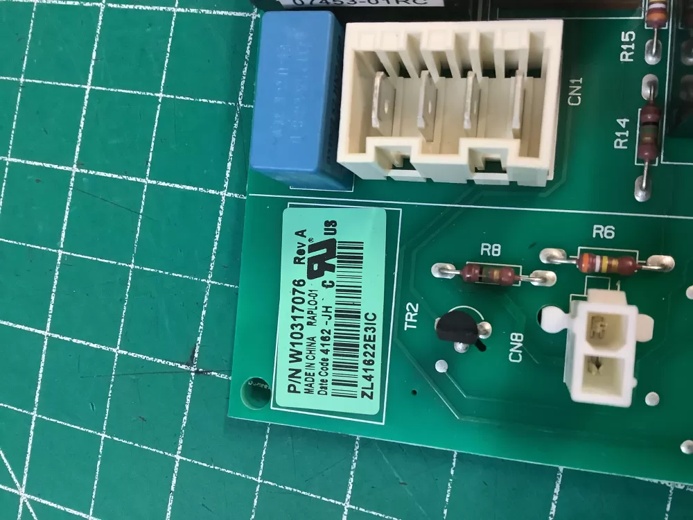 Whirlpool Kenmore W10205552 Refrigerator Control Board AZ217657 | NR1775