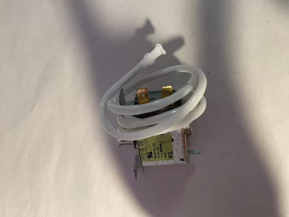 Frigidaire  Kenmore  Westinghouse AP5803894 241537101 5304421256 5304445058 5304458021 G450226-08 241537103 PS8769007 