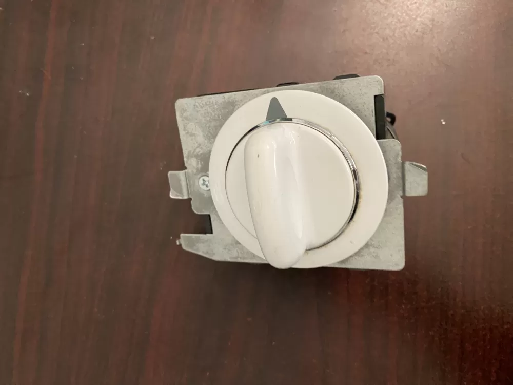 GE 572D520P021 WE4M271 Dryer Timer AZ95702 | BK743