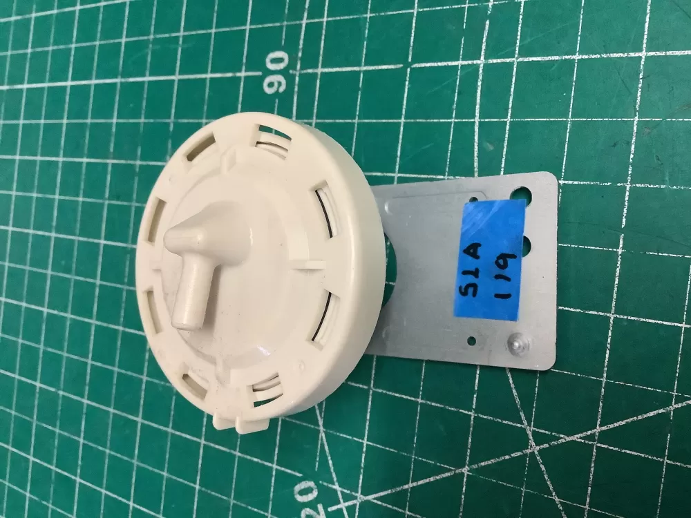 LG 6601ER1006E Washer Pressure Switch AZ205604 | SL170