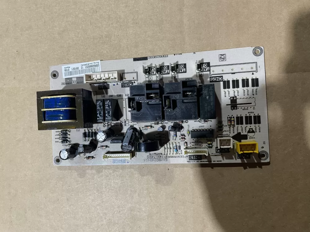 LG EBR60969201 Range Control Board AZ117850 | KM2176