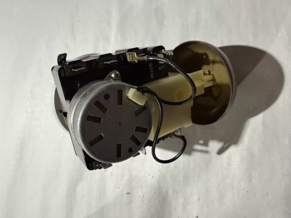 Whirlpool Kenmore Maytag Dryer 6 3702290 63702290 Timer AZ211647 | KM2581