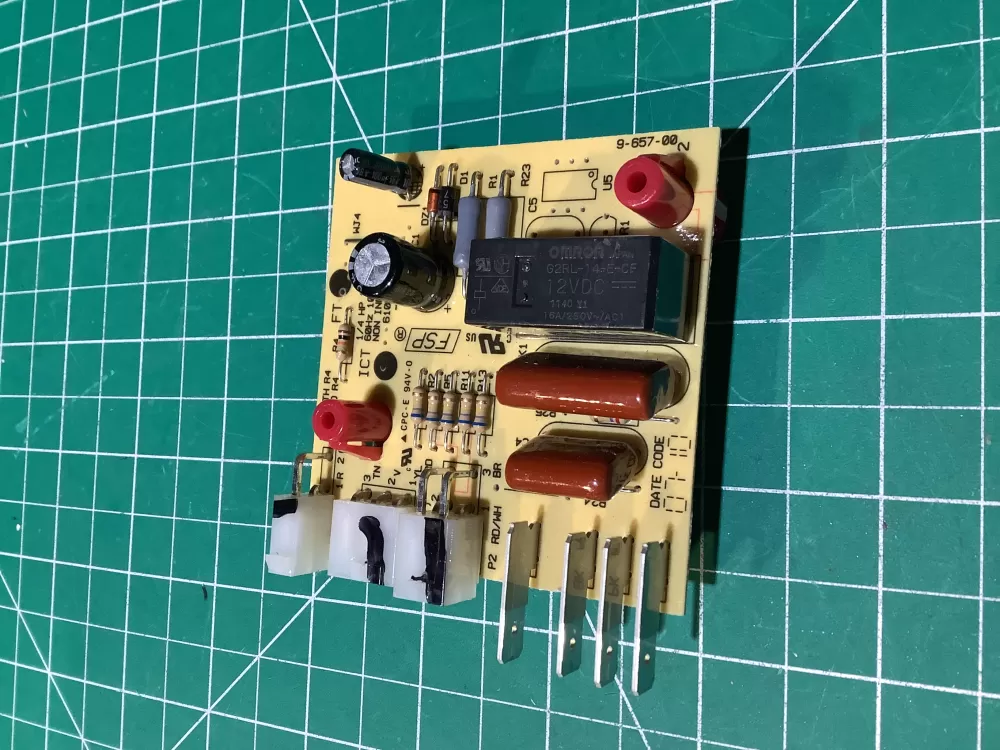 Whirlpool 6105024 Refrigerator Defrost Board AZ133537 | NR531