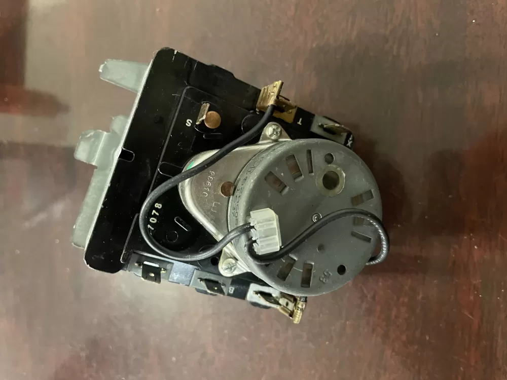 GE 572D520P033 WE4M334 Dryer Timer AZ40614 | KM1707