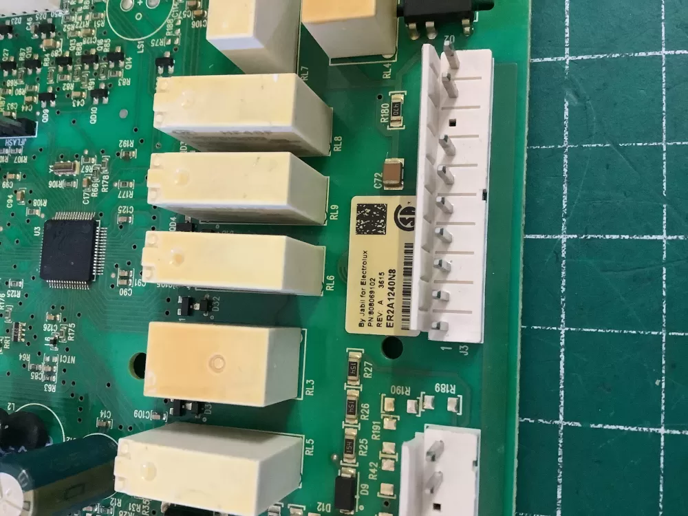 Frigidaire 808069102 5304522754 Refrigerator Control Board AZ188148 | NR1939