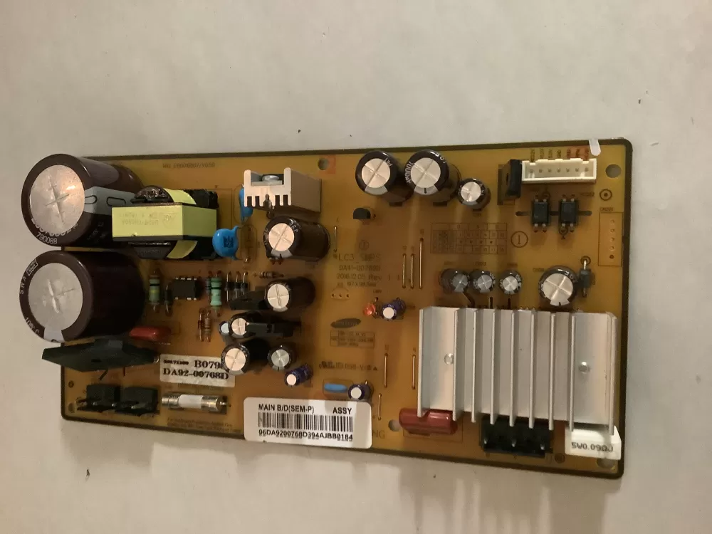 Samsung 06DA9200768D Refrigerator Control Board Inverter