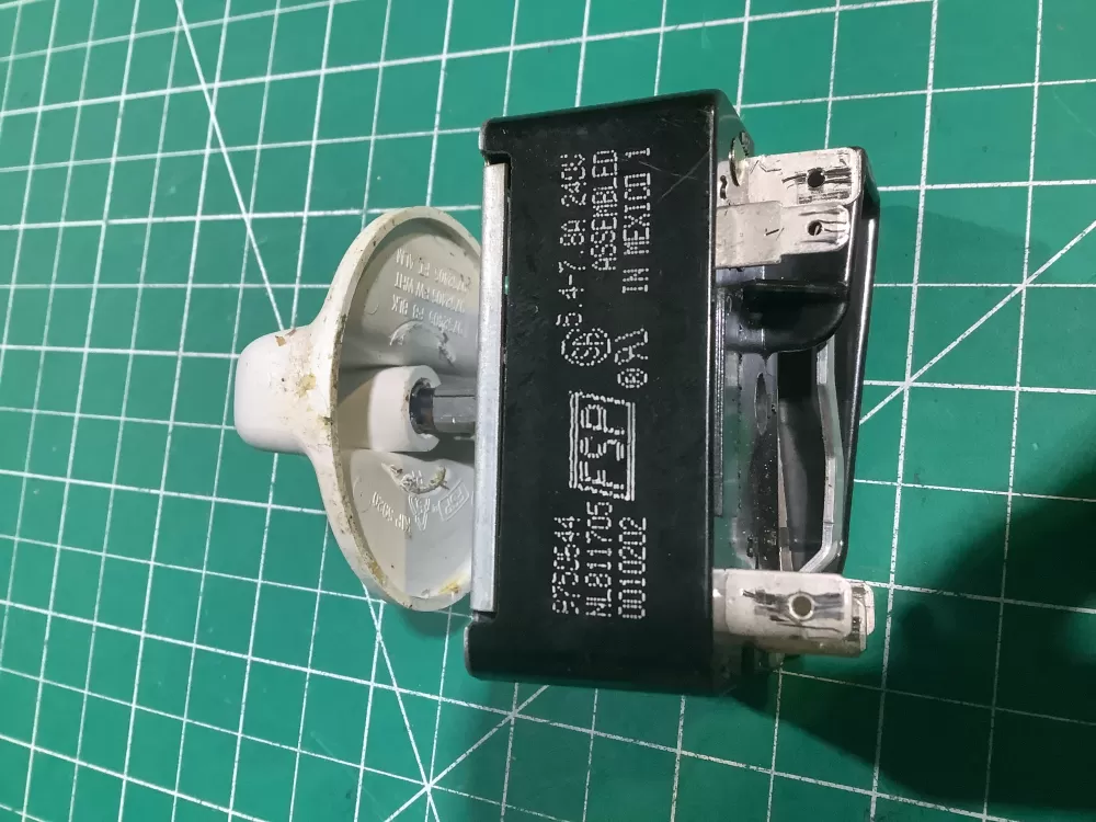 WHIRLPOOL RANGE SWITCH PART # 9750644 AZ143512 | SL175