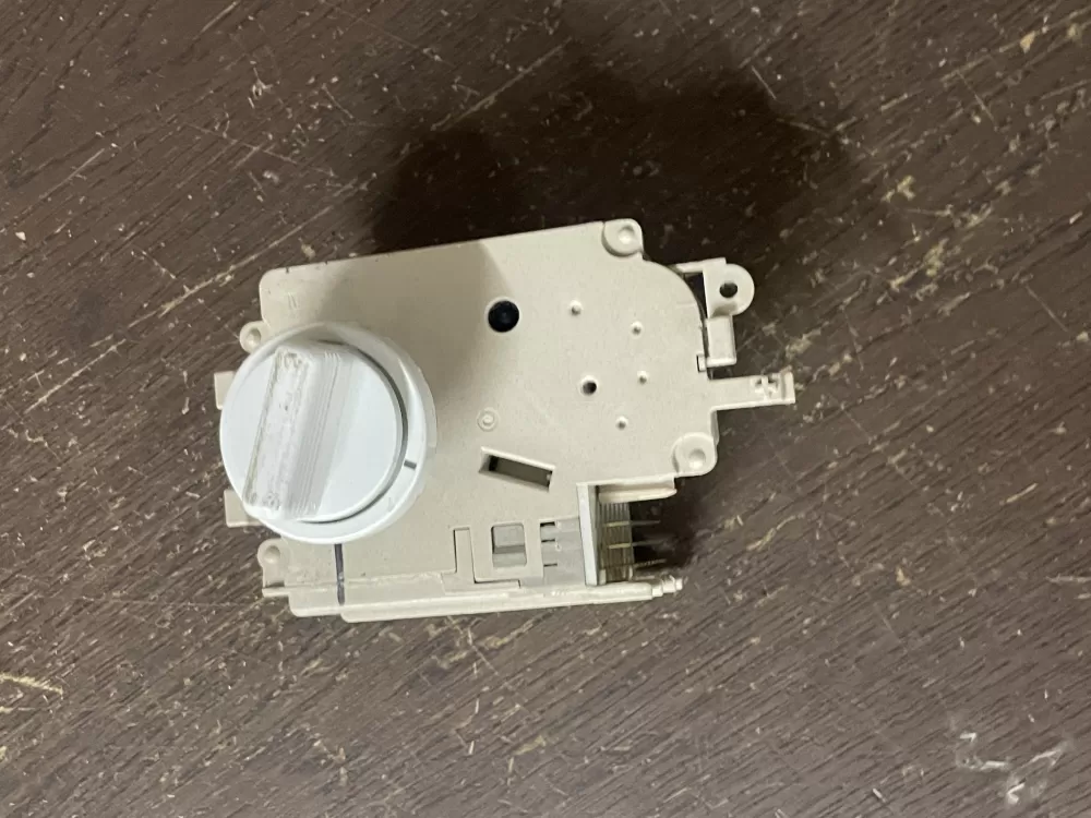 Frigidaire  GE  Kenmore 131758600B Washer Timer