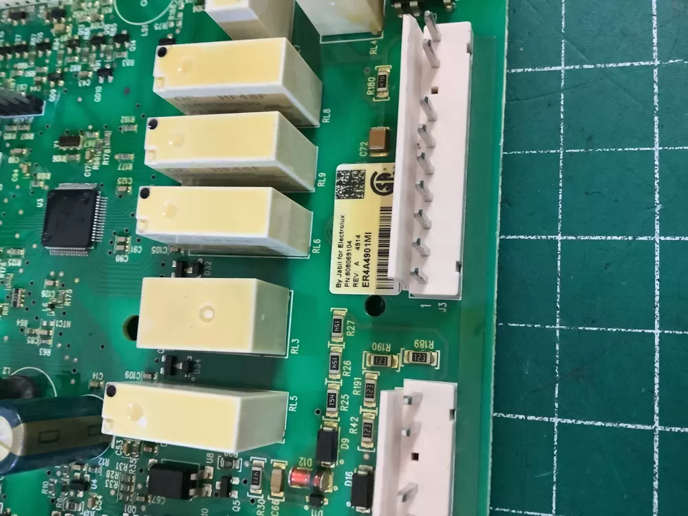 Frigidaire 5304522757 808069104 Refrigerator Control Board AZ189831 | NR2112