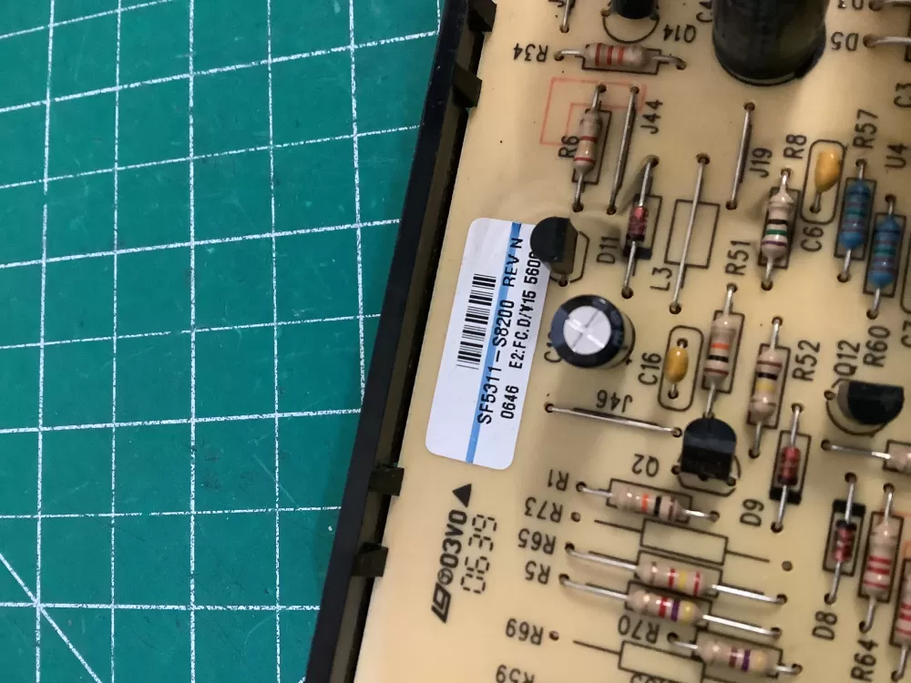 Frigidaire Electrolux SF5311 S8200 Range Stove Control Board AZ204360 | NR310