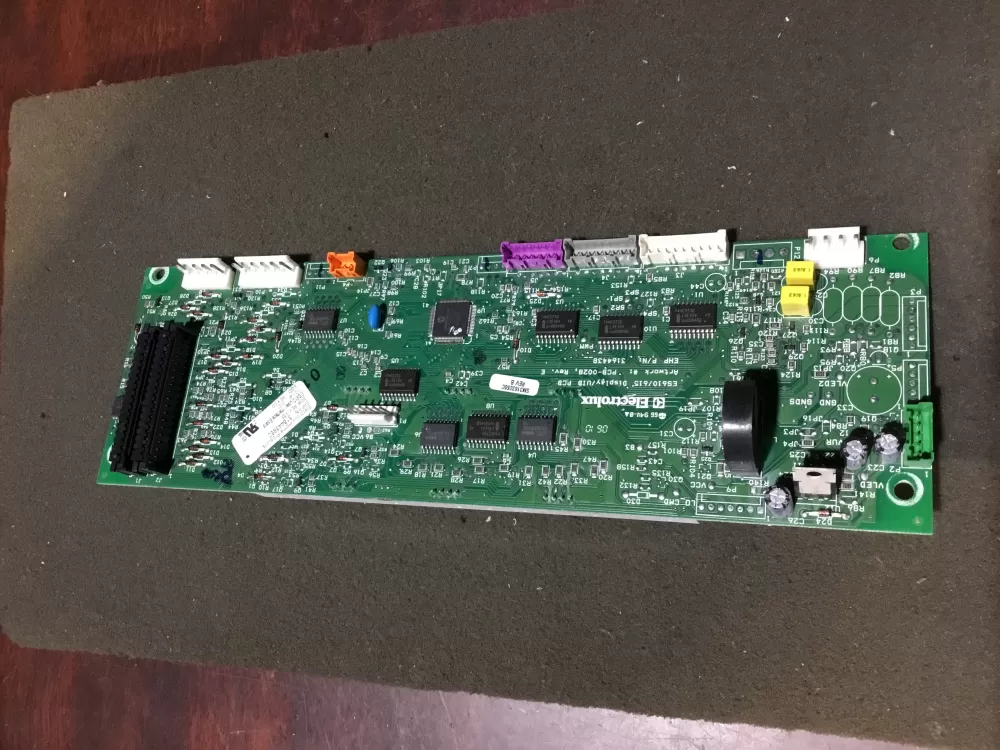 Frigidaire 316443850 Range Control Board AZ104075 | NR283