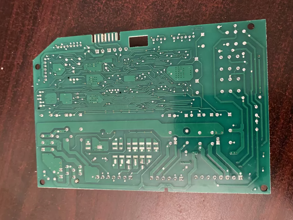 Whirlpool Maytag W10811363 W10854027 Refrigerator Control Board AZ39777 | BK560