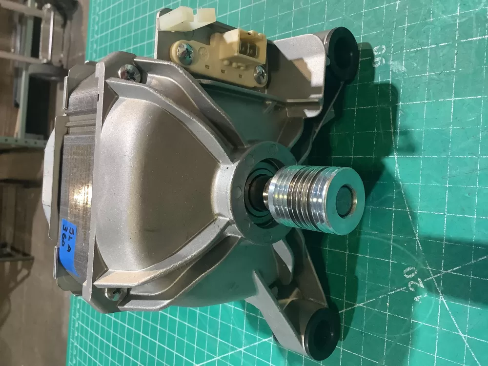 Samsung DC93-00586B Washer Drive Motor AZ231809 | SLA360