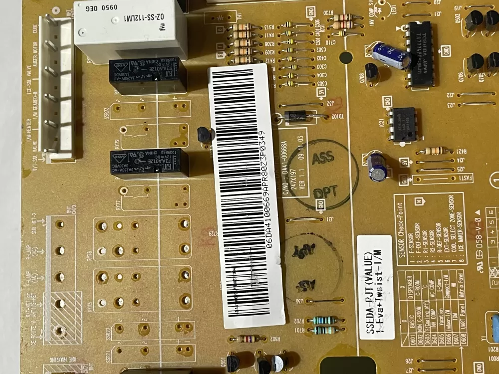 Samsung AP4909012 DA92-00055A Refrigerator Control Board AZ124554 | KMV647