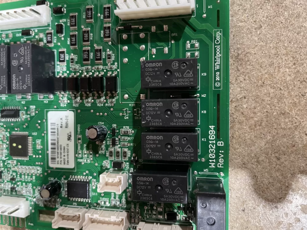 Maytag KitchenAid Jenn-Air Refrigerator Control Board AZ62002 | KM1885