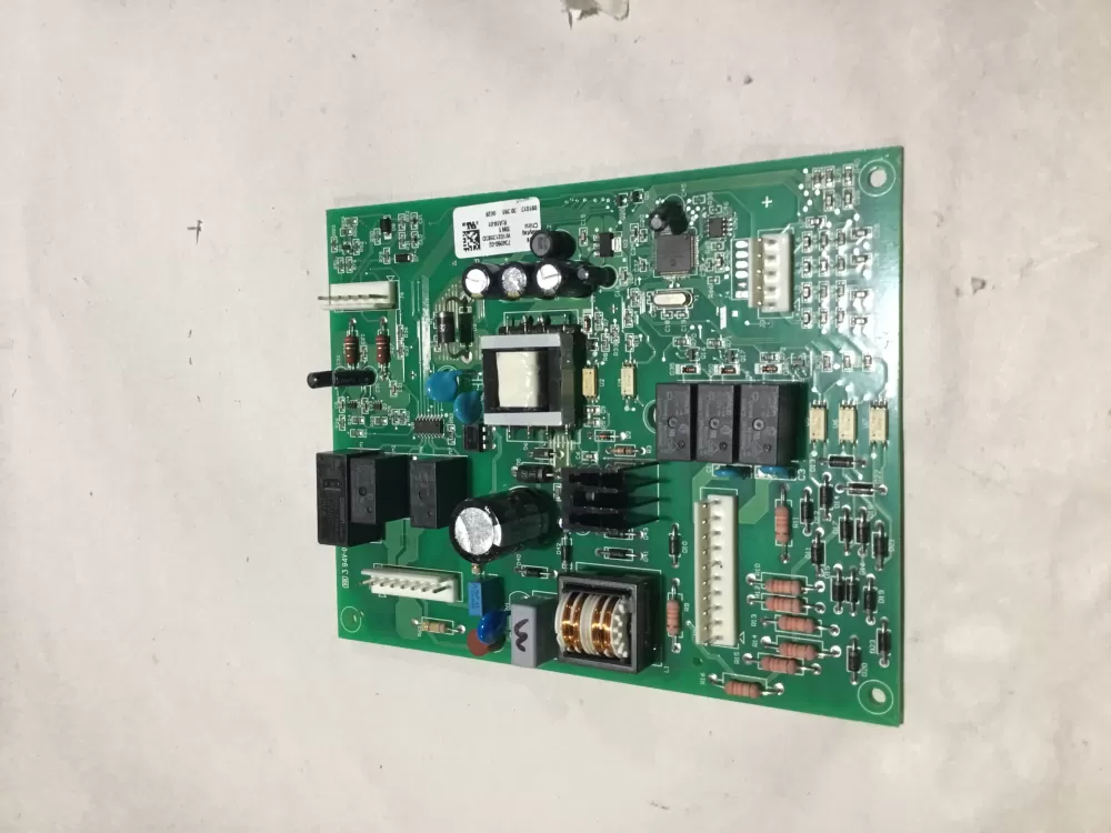 Whirlpool W10213583D Refrigerator Control Board AZ155224 | BG2533