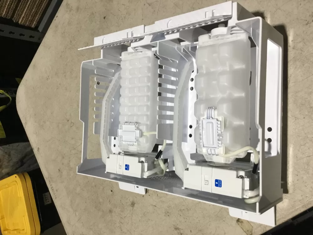 Samsung DA97-21804C Refrigerator Freeze Ice Maker AZ73989 | Sl68