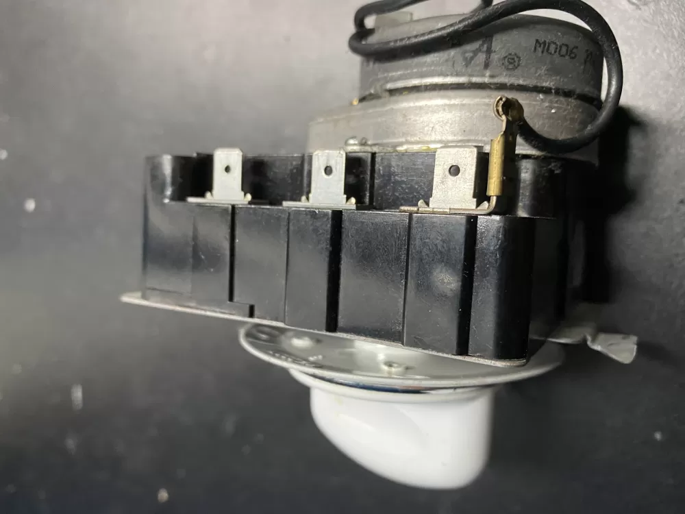 GE 572D520P033 WE4M334 Dryer Timer AZ9137 | BK856