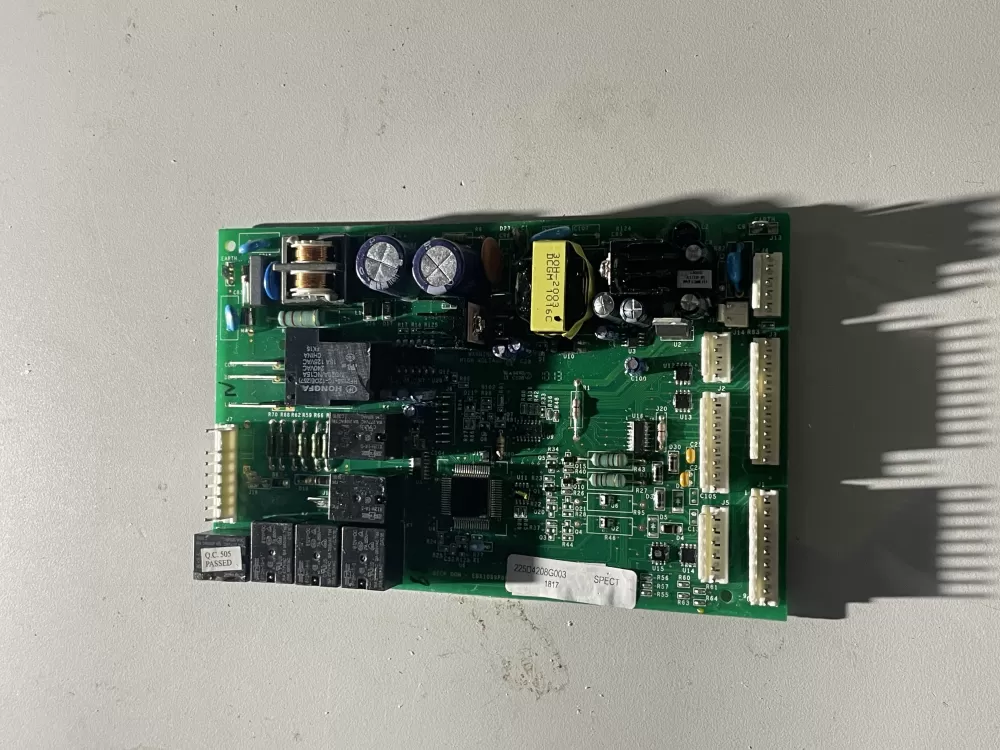 GE 225D4208G003 EBX1069P007 Refrigerator Control Board